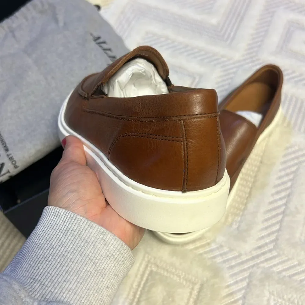 Allen Edmunds - Hayes Slip-on Loafer - Tan Leather